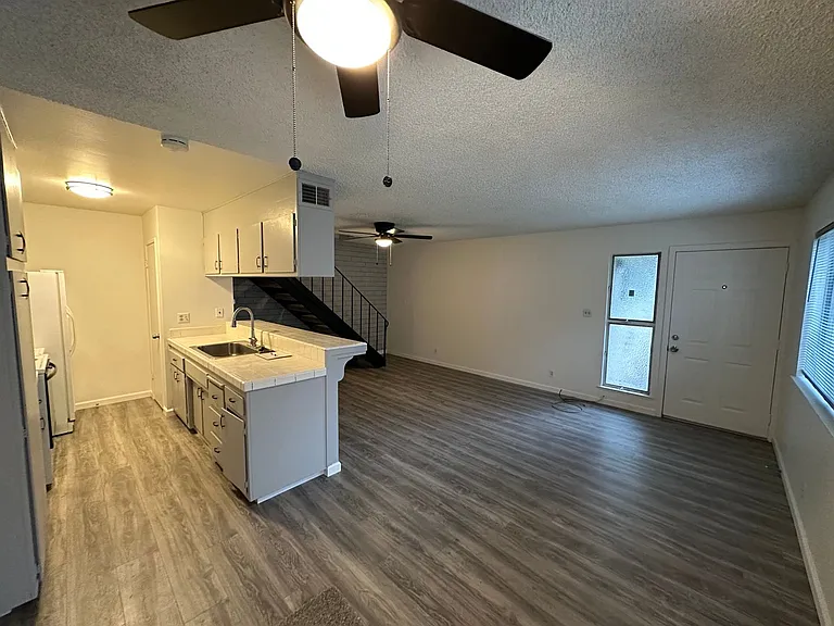 5133 Connecticut Dr #3 — Photo 7