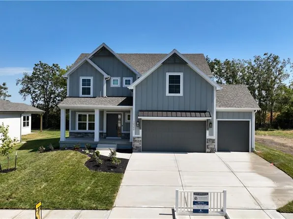 10349 N Mulberry St, Kansas City, MO 64155