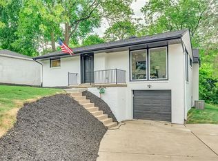 104 Alden Rd, Carnegie, PA 15106