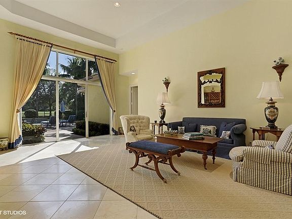 3rd image of 214 Coconut Key Dr