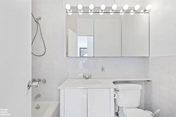 Rented by Brown Harris Stevens | media 13