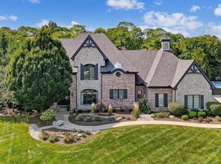 7086 Kendal Ln, West Chester, OH