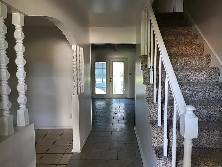 11727 S 86th Ave E — Photo 13