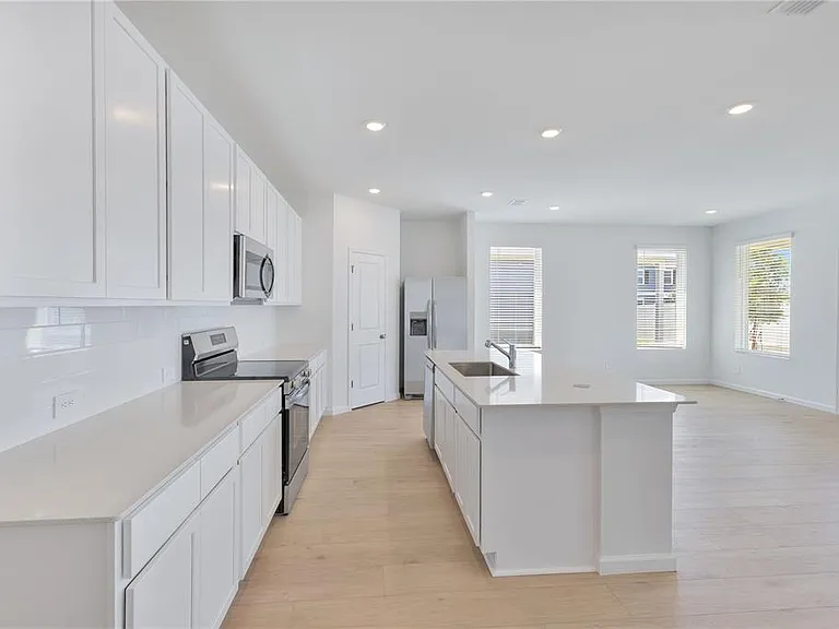 5152 Arrowfeather Ct — Photo 6
