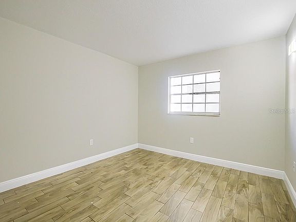 4th image of 10530 77th Ter APT 119