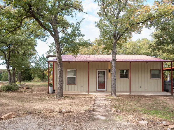 354 Meadow Lark Ln, Bowie, TX 76230