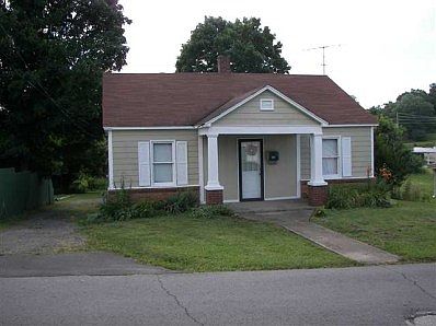 2nd image of 504 N 9th St