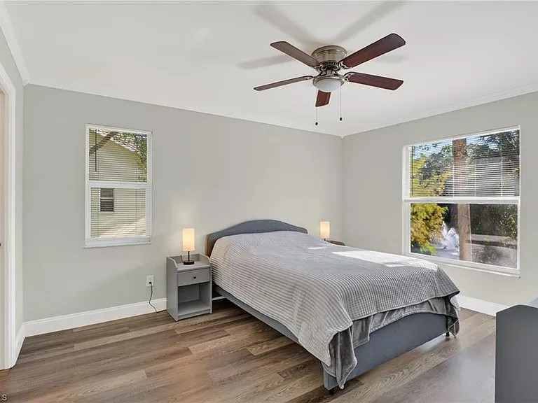 209 Robin Hood Cir #201 — Photo 8