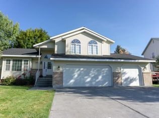 206 Plantation Ln, Idaho Falls, ID 83404