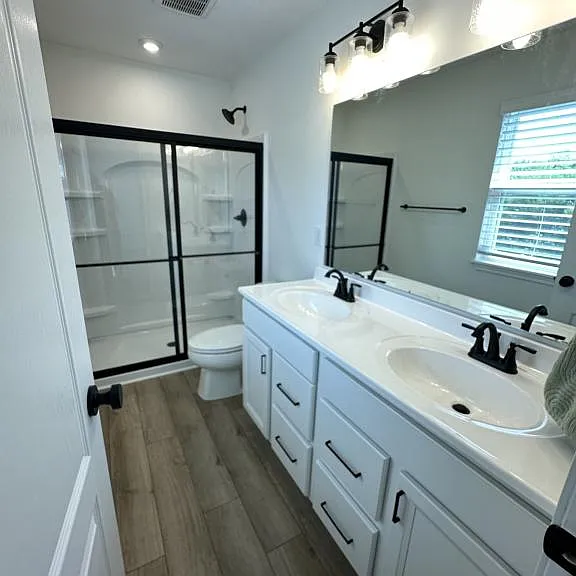 155 Strawberry Field Dr — Photo 17