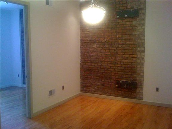 4th image of 177 Putnam Ave