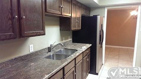 3rd image of 8561 Echo Creek Ln