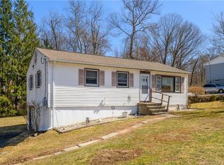 13 Forest Hills Dr, New Fairfield, CT 06812