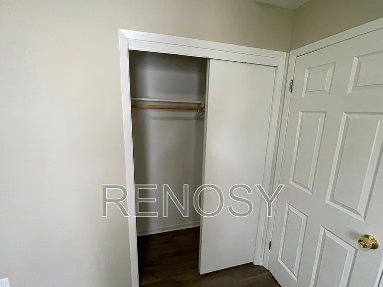 802 SE 10th St — Photo 14