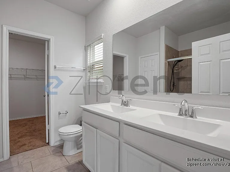 10355 McQueeney — Photo 9