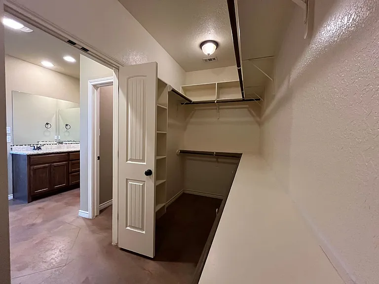 3113 Silver Saddle Dr — Photo 24