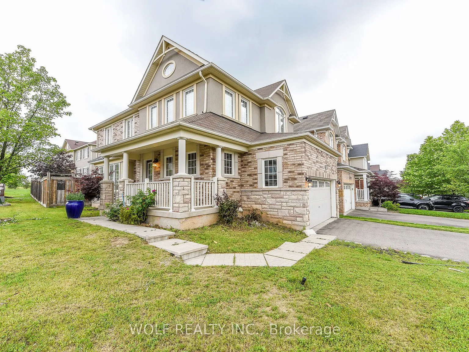 4 bed, $3,700 — Photo 2