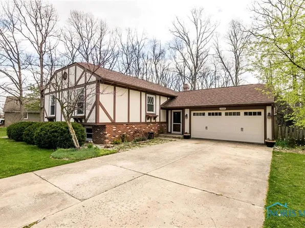 1152 Valley Forge Dr, Defiance, OH 43512