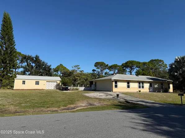 649 Waterside Rd SE, Palm Bay, FL 32909