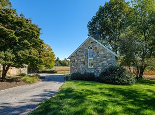 1 Neck Rd, Old Lyme, CT 06371