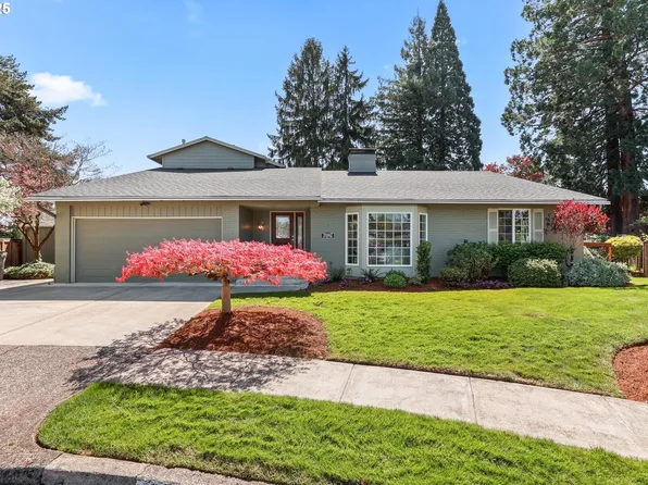 15562 NW Oak Hills Dr, Beaverton, OR 97006