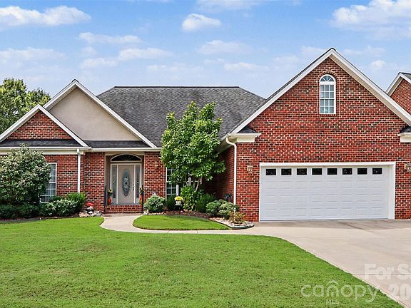 2nd image of 119 Blakemore Dr