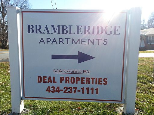 5th image of 13 Bramble Pl APT 1