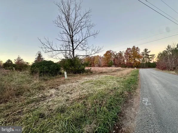 4805 Indian Creek Rd, Mineral, VA 23117