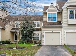 526 Country Club Dr, Lansdale, PA 19446