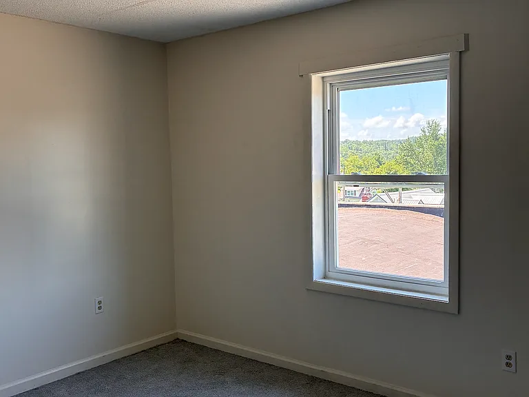 713 S Oakwood Ave #308 — Photo 2