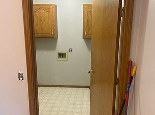 4851 E Weeping Willow Ln, Springfield, MO 65809