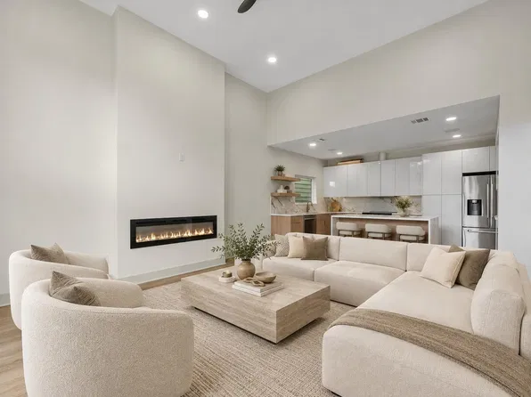 3307 Delhi St, Houston, TX 77022