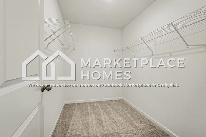 11890 Sylvia St — Photo 18
