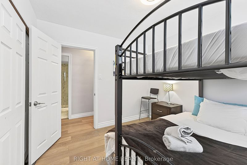 Ottawa House for rent - 4 Bedrooms — photo 19