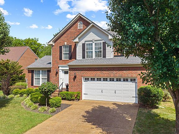 2nd image of 2935 Churchill Ln