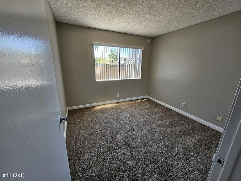 Stonewood Apartments — Photo 23