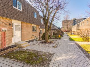 16 Normark Dr #27, Markham, ON L3T3P9