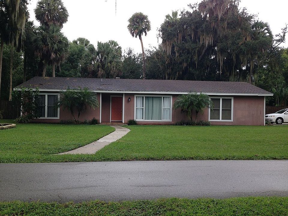 Front View of Home