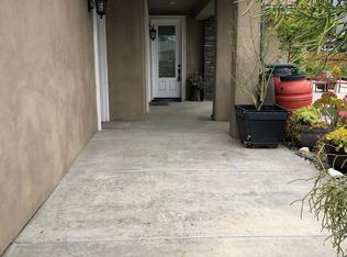 115 Lowell Ave, Sierra Madre, CA 91024