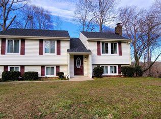 100 Carbe Ct, North Chesterfield, VA 23236