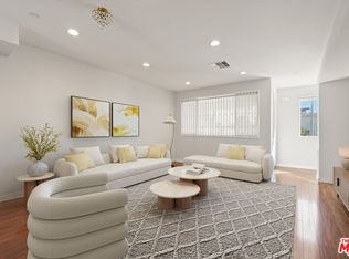 13225 Victory Blvd, Valley Glen, CA 91401