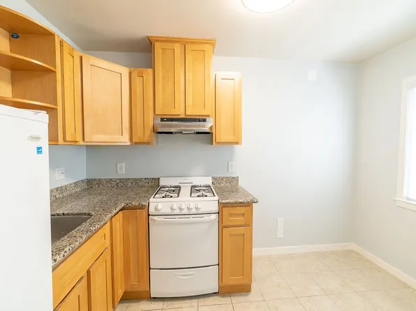 5471 Vicente Way, 5471 Vicente Way Unit 14, Oakland, CA 94609