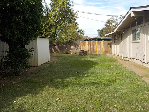 rear of house and rear yard