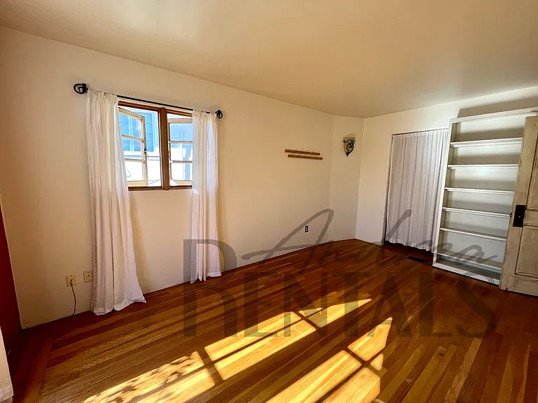 111 El Camino Real — Photo 28