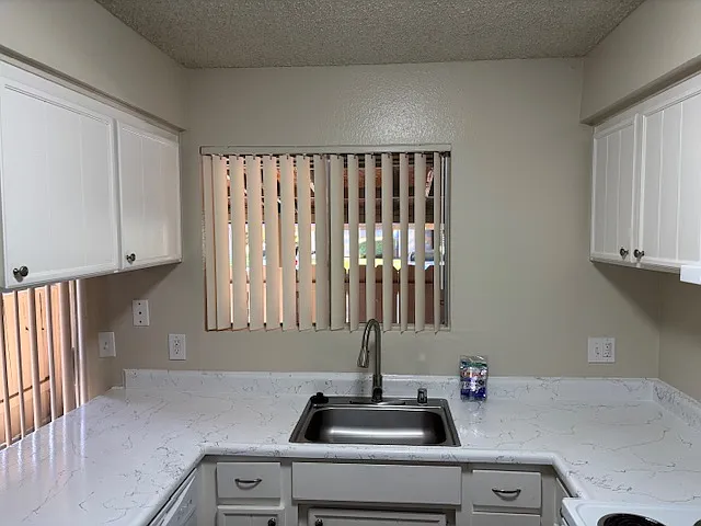 Oakwood Apartments — Photo 24