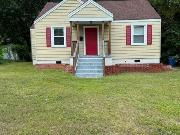 113 Mullins Ave, Fayetteville, NC 28301
