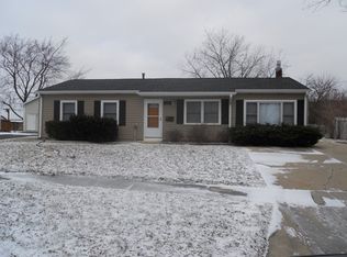 315 Ridge Cir, Streamwood, IL 60107