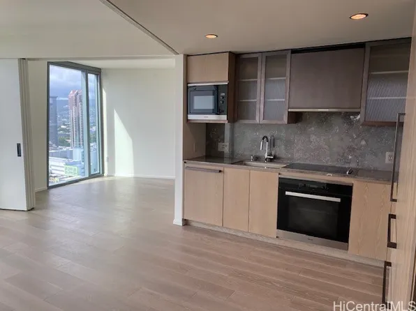 1000 Auahi St Unit 2703, Honolulu, HI 96813