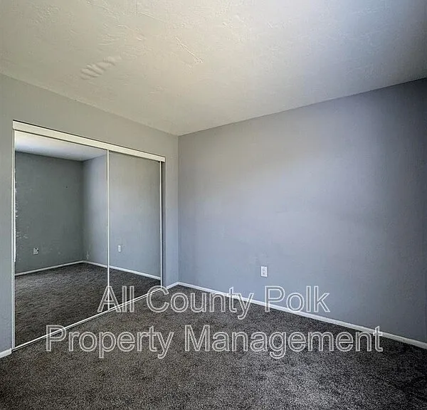 1836 N Crystal Lake Dr N #5 — Photo 17