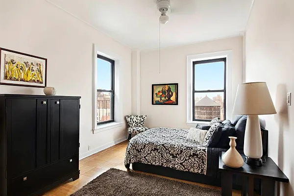 Sold by Town Residential | media 2